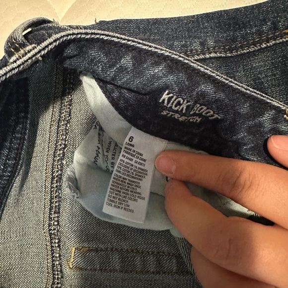 American Eagle Jeans - Picture 2 of 2